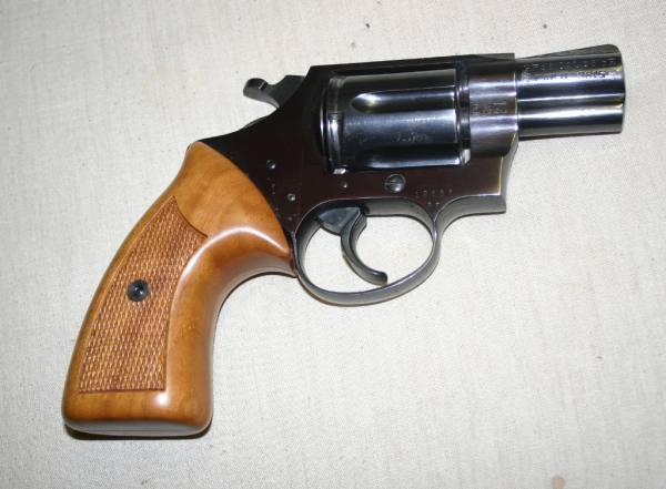 REVOLVER 38 Modello RF Marca Franchi Mercatino Delle Armi Usate