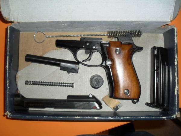 Vendo Pistola Beretta Mod 81 Cal 7 65 Modello Mod 81 Semiautomatica