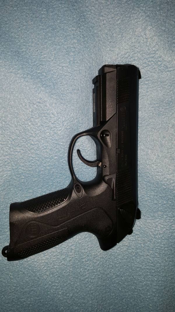 Beretta PX4 Storm Full Size 9x21 vendo