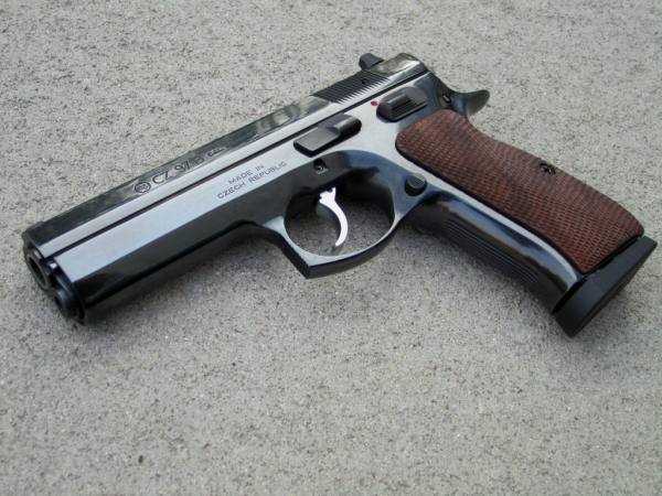 CZ, CZ  SEMIAUTO MOD.97B CAL.45 ACP +1C.,