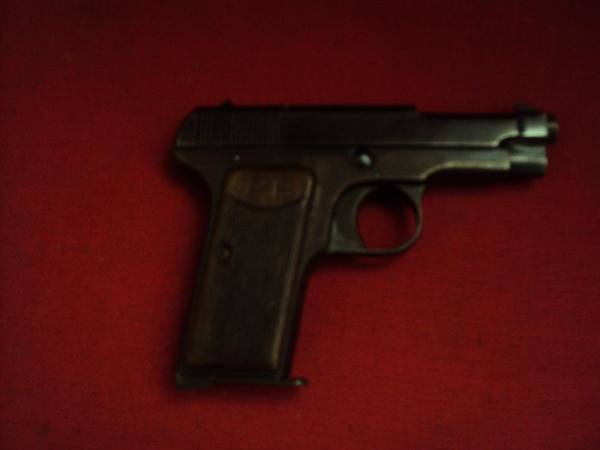 Pistola Beretta 1915