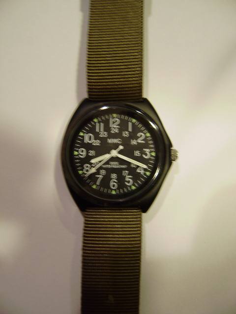 Orologio militare verde