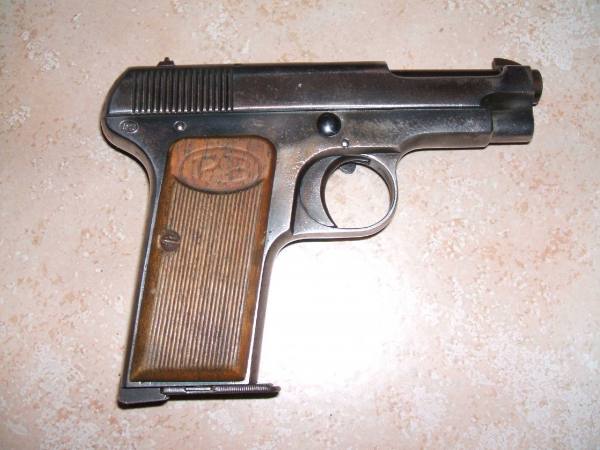 Pistola Beretta 7,65 mod. 1915