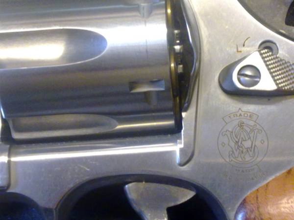 Vendo revolver Smith & Wesson