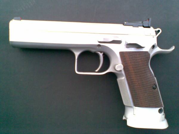 Vendo “ TANFOGLIO – Limited 40HC CUSTOM” cal 40 S.W.